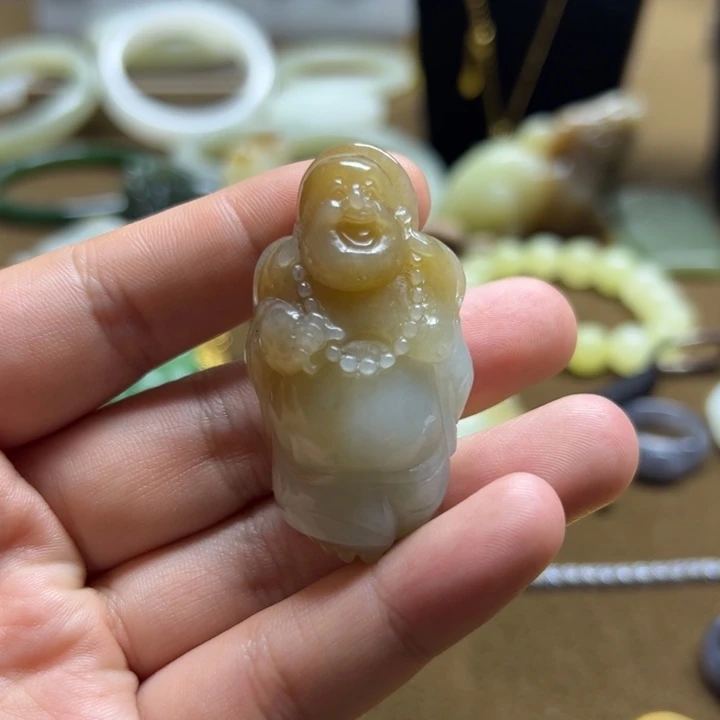 和田玉（糖玉）未镶嵌颈饰