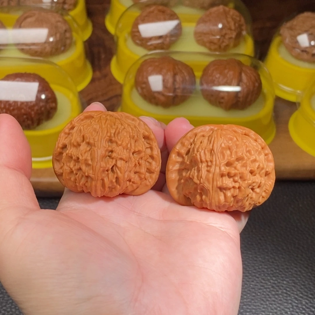 文玩核桃把件43白狮子