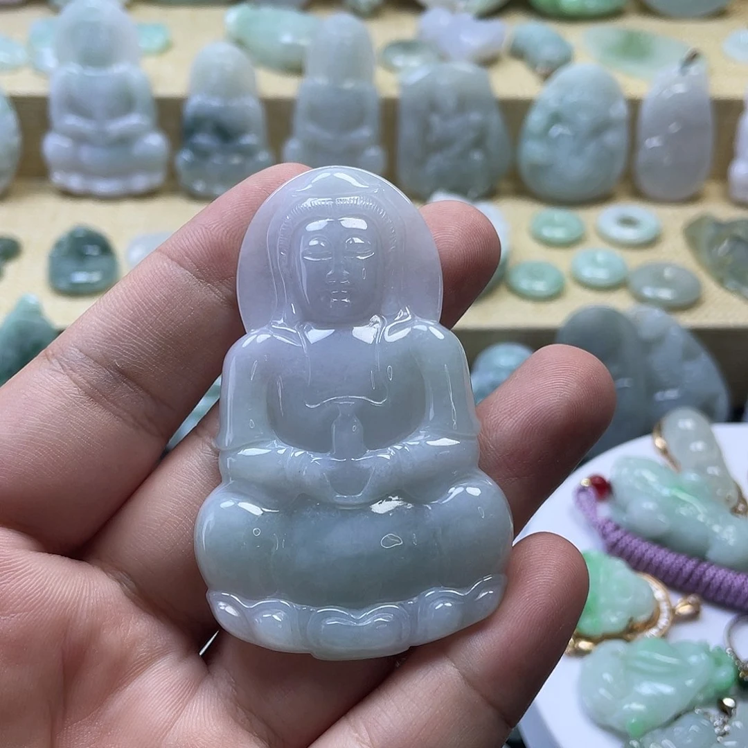 翡翠未镶嵌颈饰红**鱼纯天然翡翠