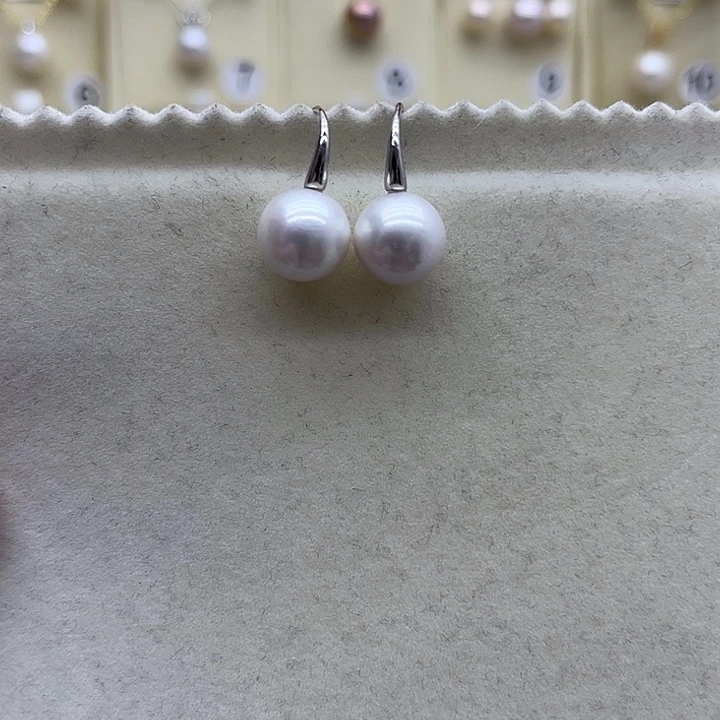 淡水珍珠合金颈饰