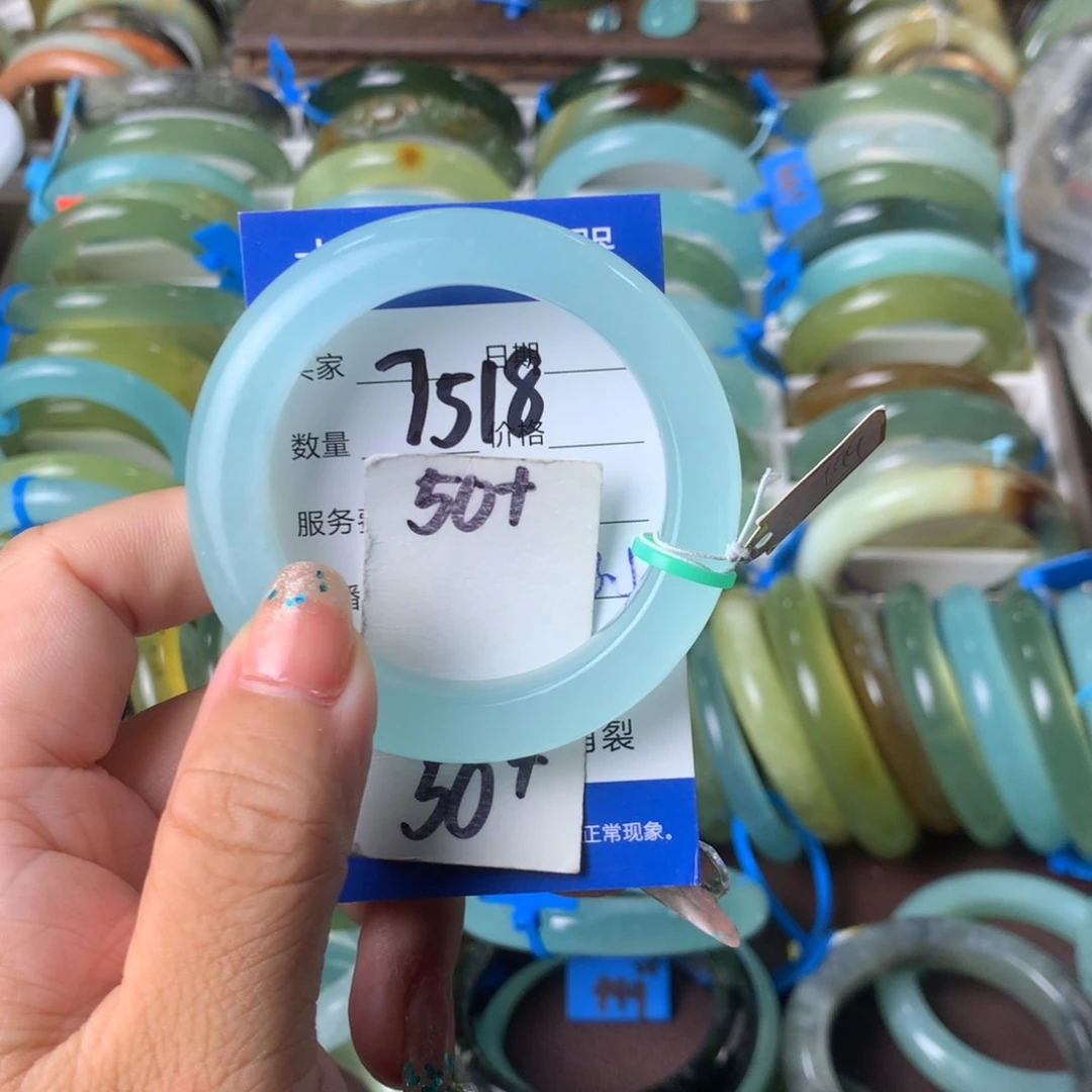 蛇纹石玉未镶嵌手镯7518
