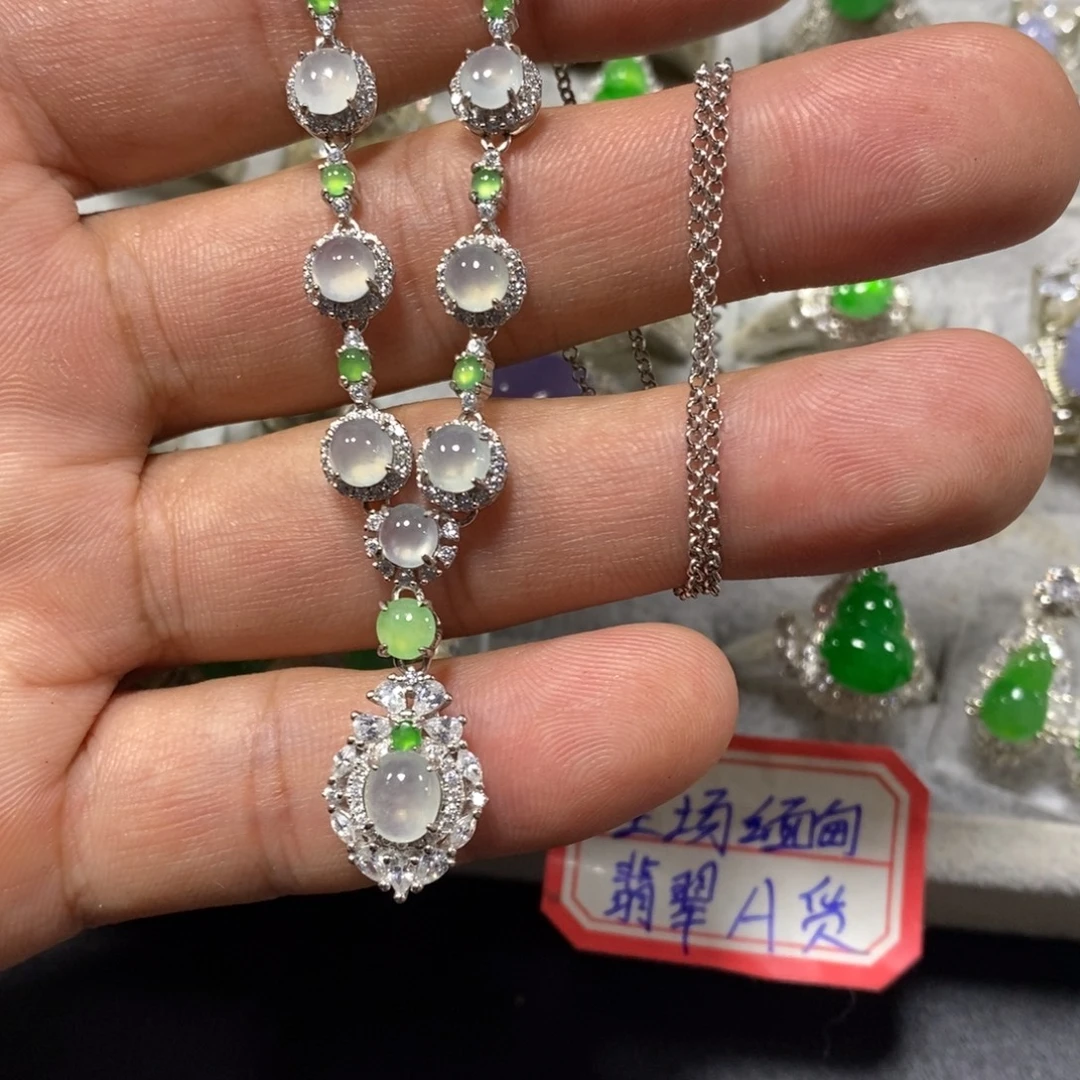 翡翠银S925镶嵌颈饰