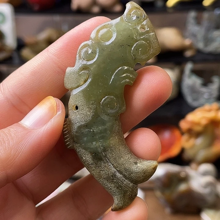 和田玉（糖玉）未镶嵌颈饰