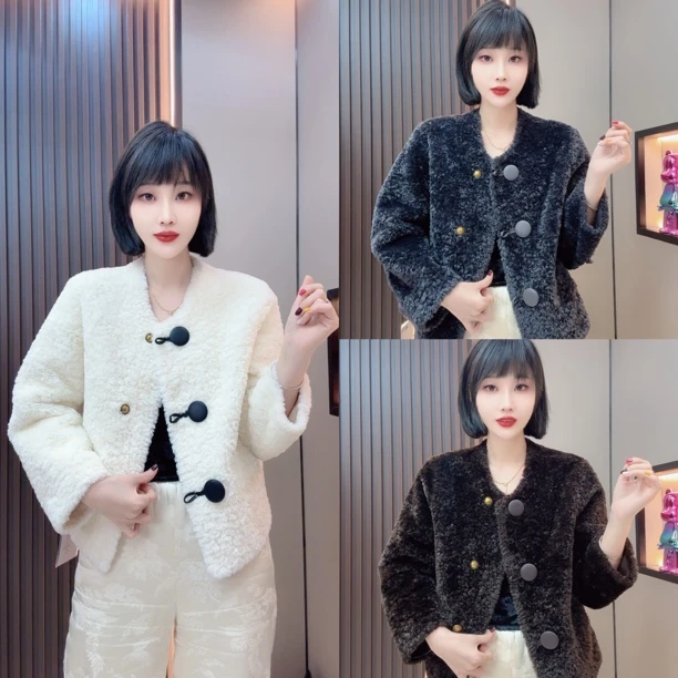 敏宝＋小香风皮毛一体短款外套新款保暖时尚