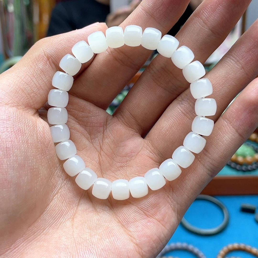 手链未镶嵌和田玉?**酱