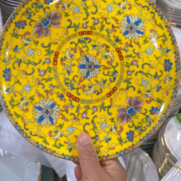 瓷片珐琅彩八寸浅盘四个