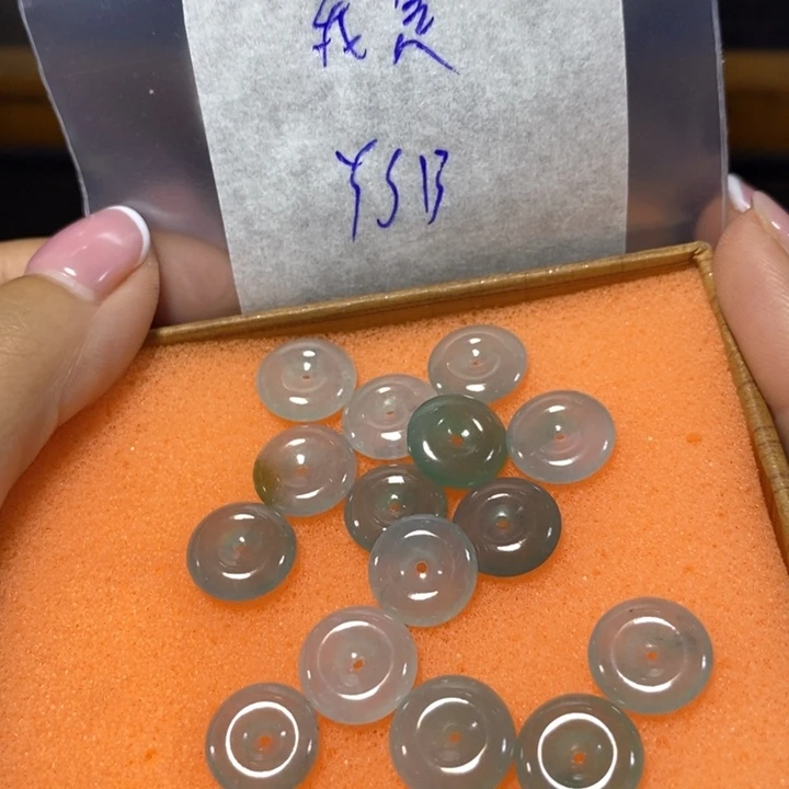 我***哥定制翡翠未镶嵌不退