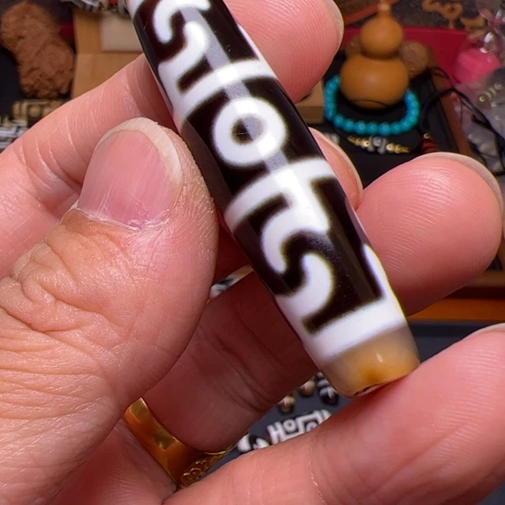 未镶嵌颈饰玛瑙/玉髓