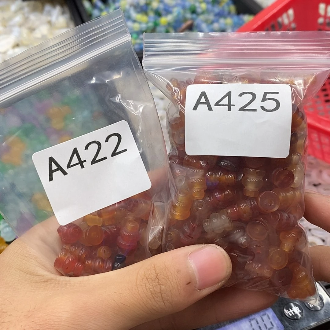 李***抿合金颈饰玛瑙/玉髓