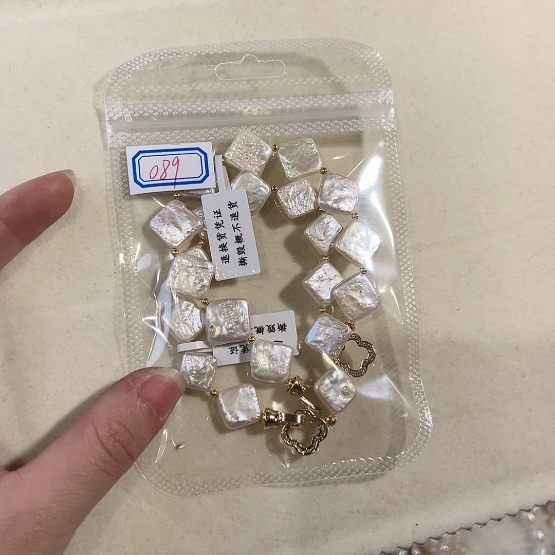 淡水珍珠耳饰未镶嵌