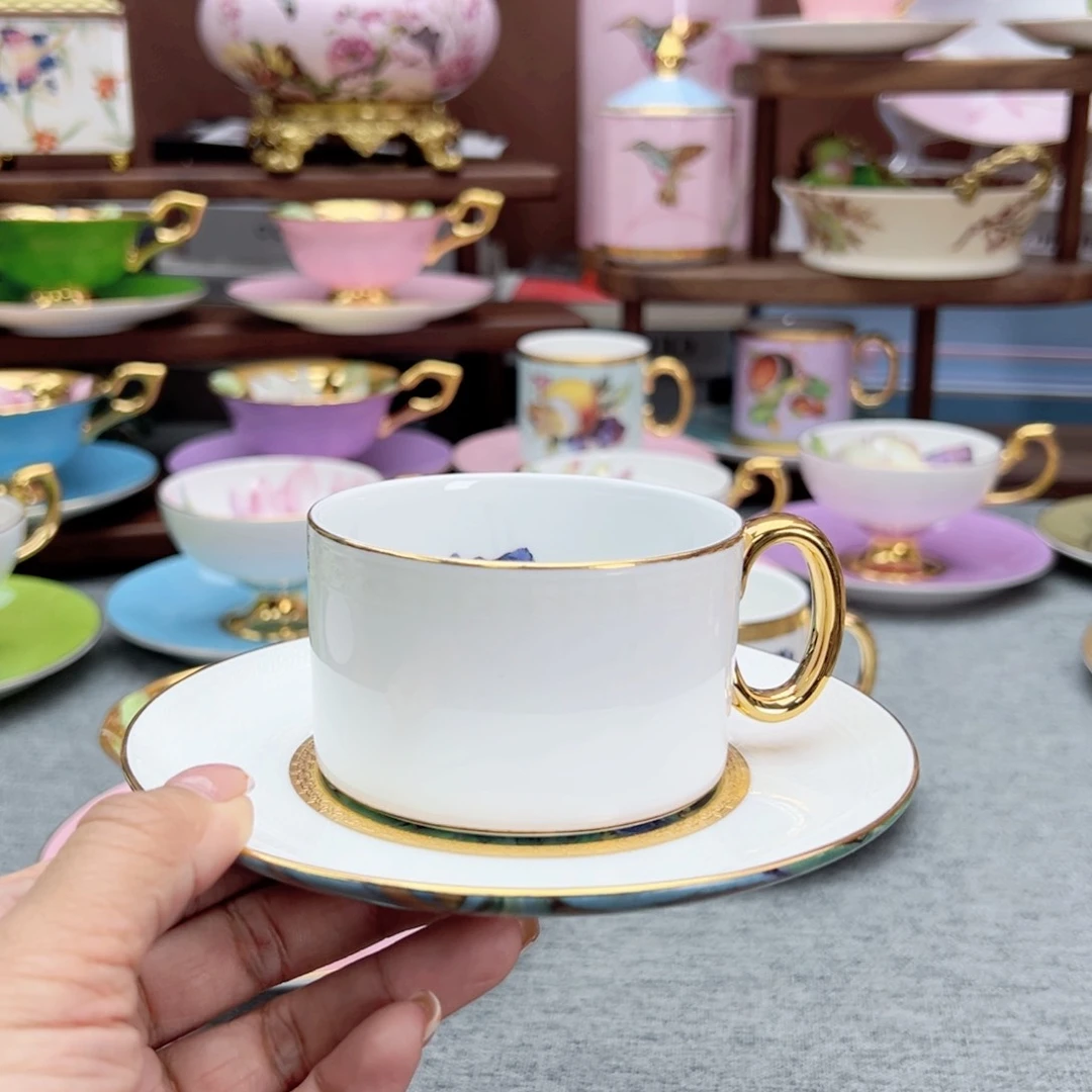 0****君自然写生鸢尾花杯碟礼盒装