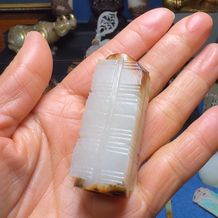 和田玉（糖玉）挂件未镶嵌