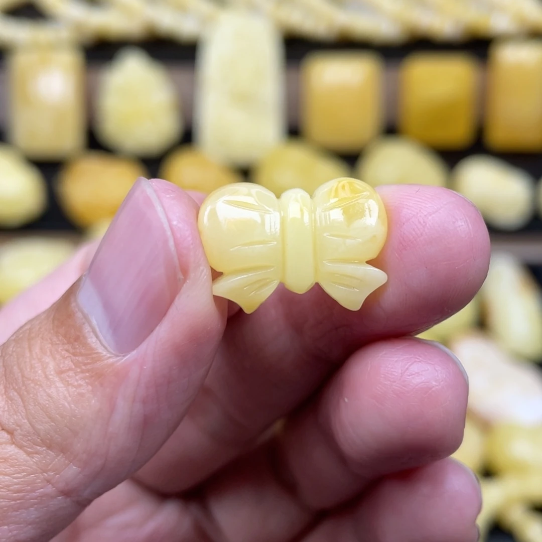 琥珀未镶嵌裸石琥珀蜜蜡