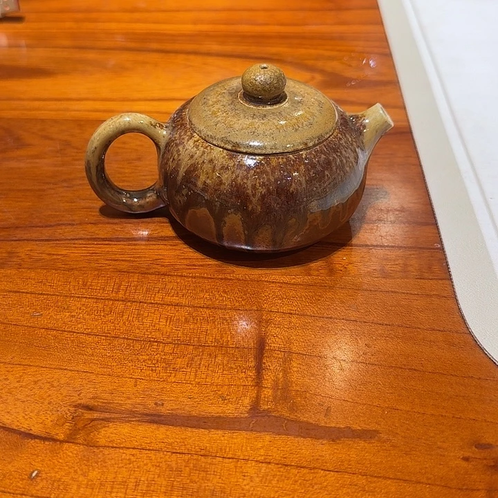 W****建水紫陶白泥微瑕壶