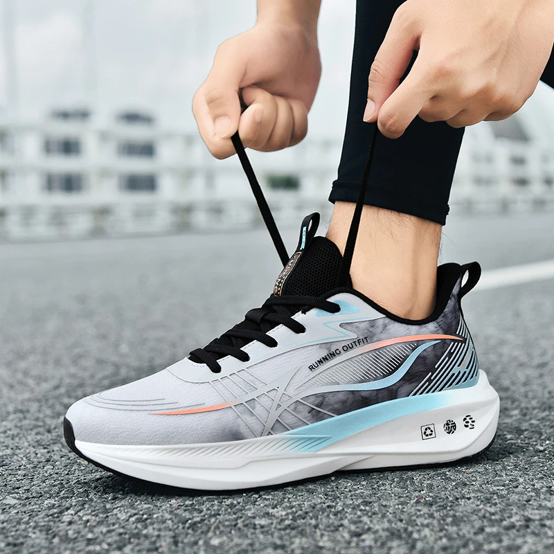 冬季前掌加宽板鞋45大码男鞋加肥46镂空运动鞋47马拉松跑步鞋48