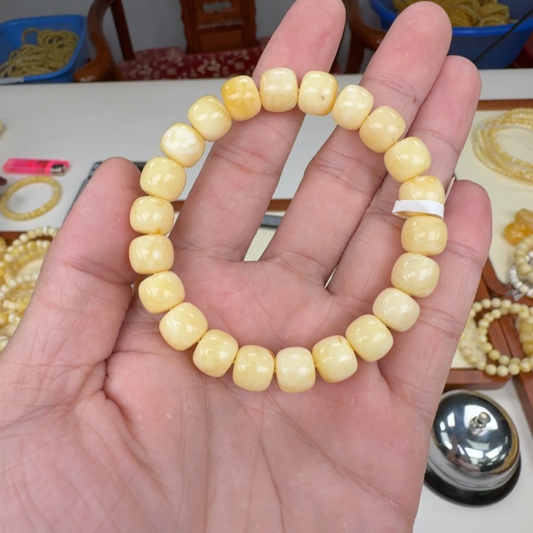 蓝珀未镶嵌裸石蜜蜡手串