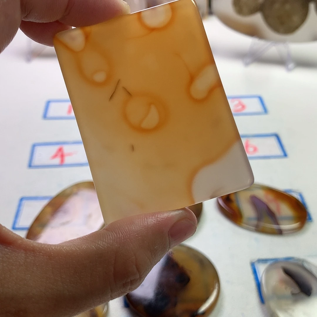未镶嵌玛瑙/玉髓珠宝半成品