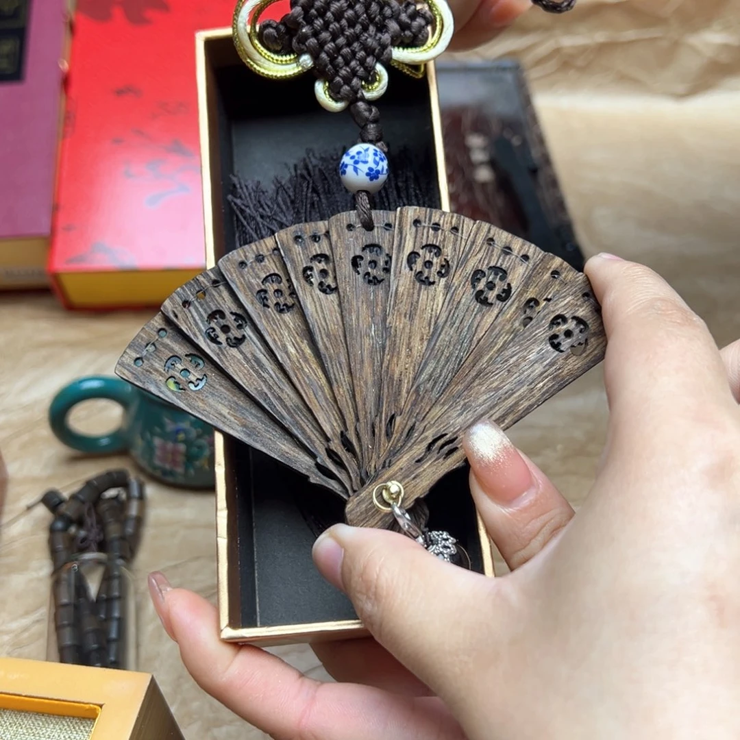 大叶紫檀（黑酸枝木类）