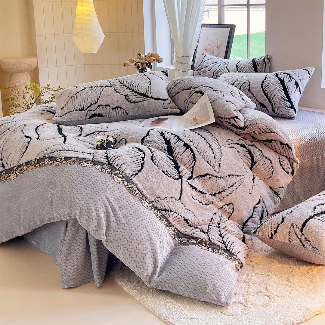 2025新款法式阳离子立体牛奶绒蕾丝四件套