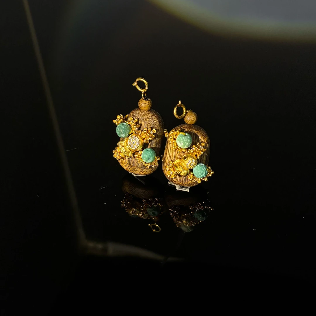 沉香沉香绿松吊坠 3350 多样性发一件 （不带链）