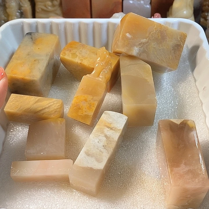 巴林石印石小*巴林石雕刻艺术品