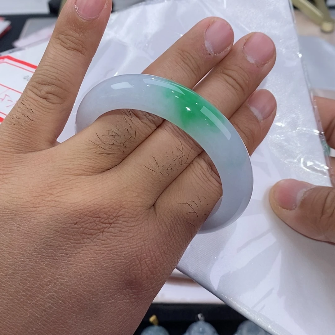 【闪购商品】未镶嵌手镯翡翠