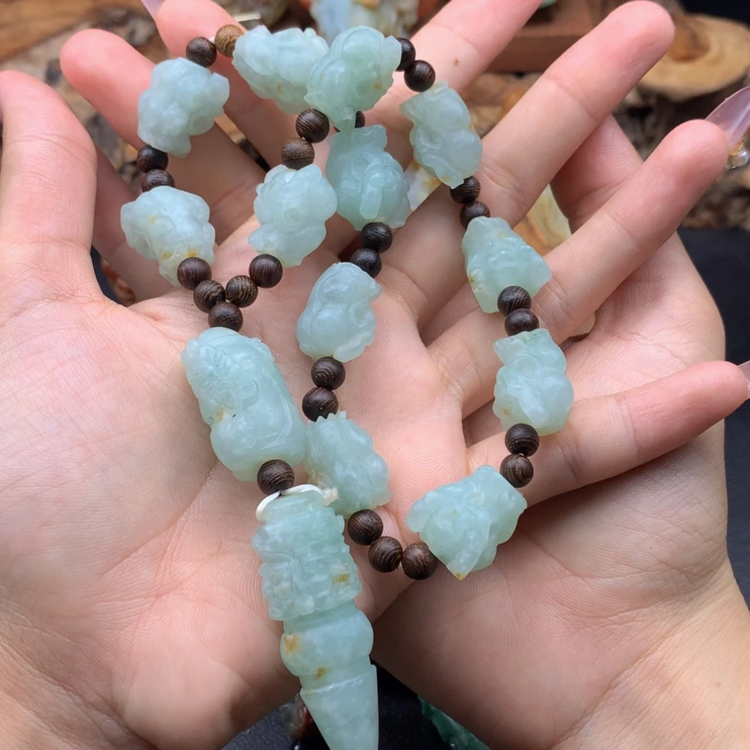 刘***米定制翡翠未镶嵌翡翠