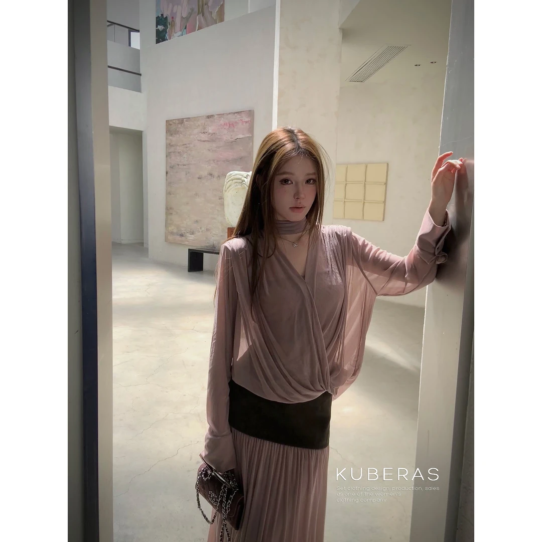 KUBERAS 针织纱V领露背衬衫上衣拼接A字长裙套装