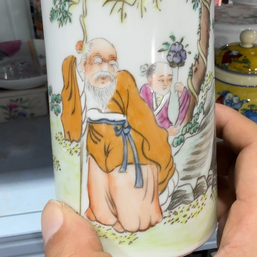 瓷片摆件等物品等都会自动消失