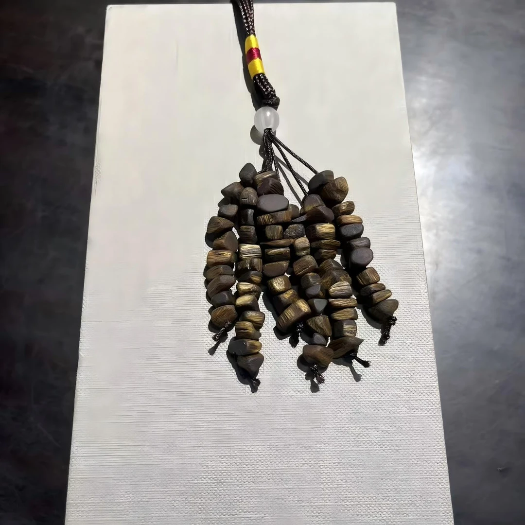 沉香《我是荔枝专属》沉水车挂多样性发货一条