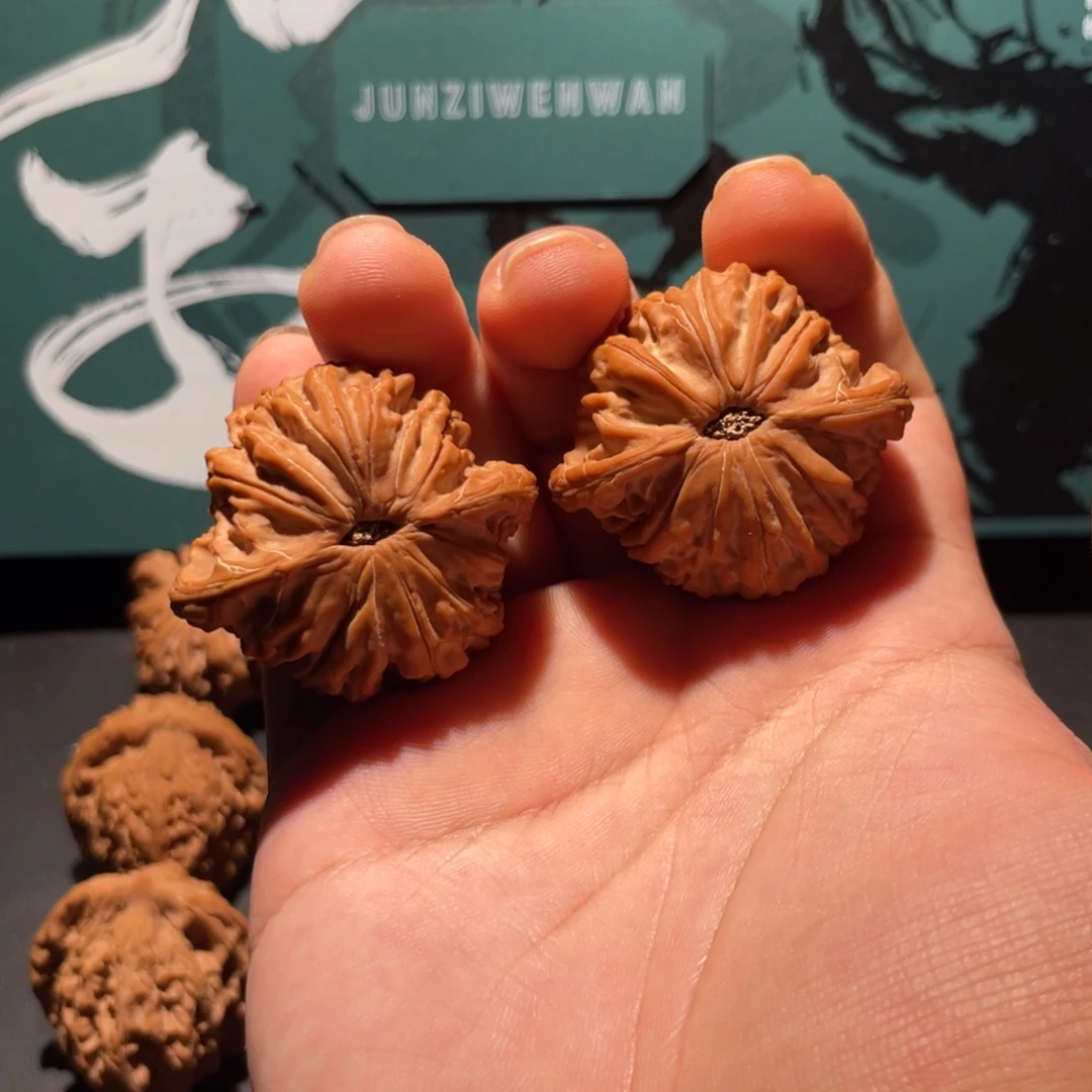 ****࿐文玩核桃吊坠43磨盘2543020