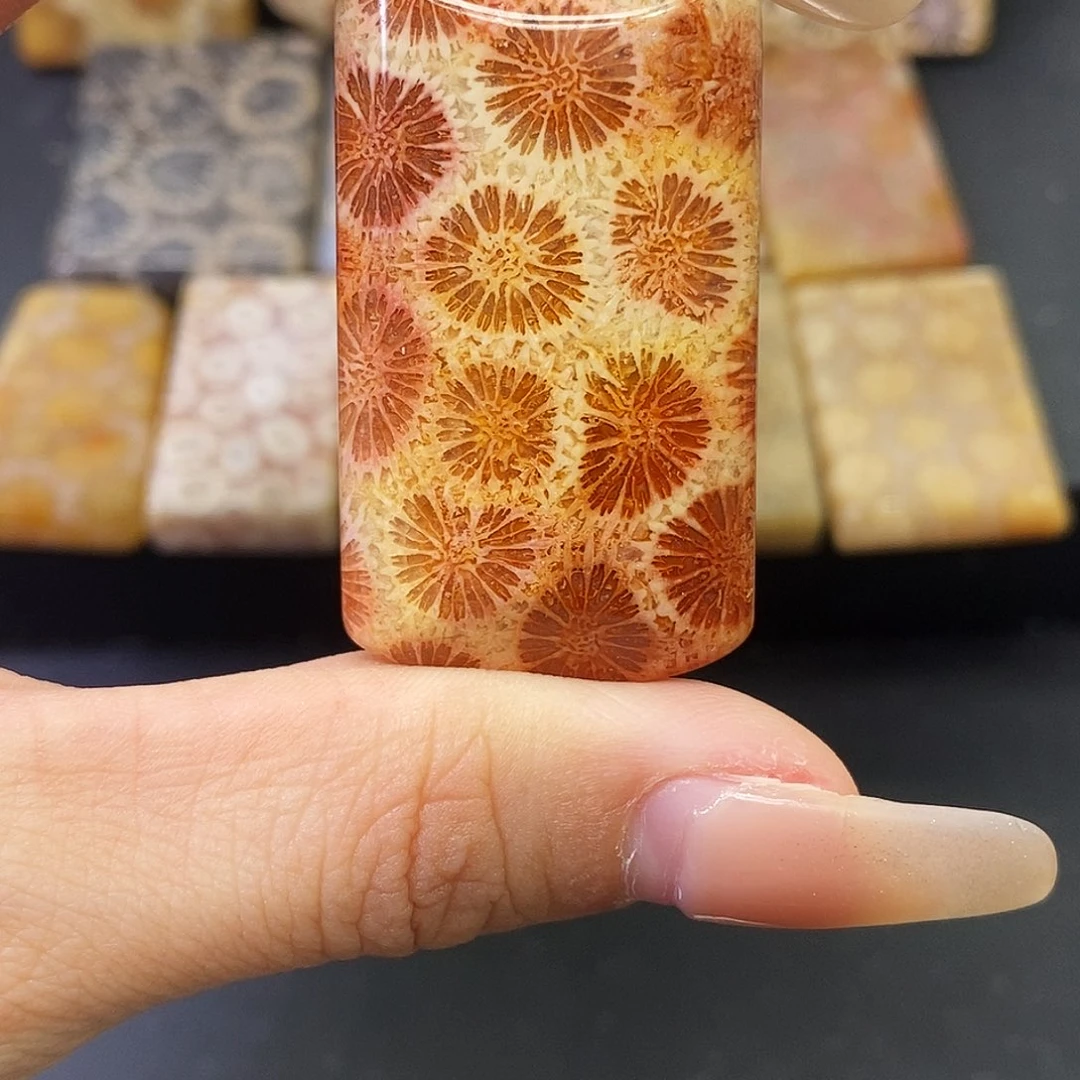 硅化玉颈饰合金然***糕