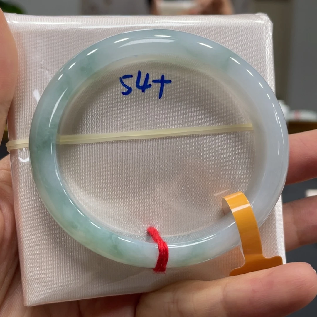 翡翠未镶嵌手镯翡翠