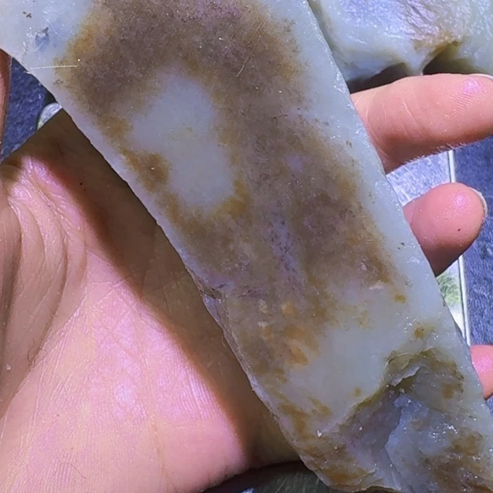 和田玉未镶嵌珠宝半成品