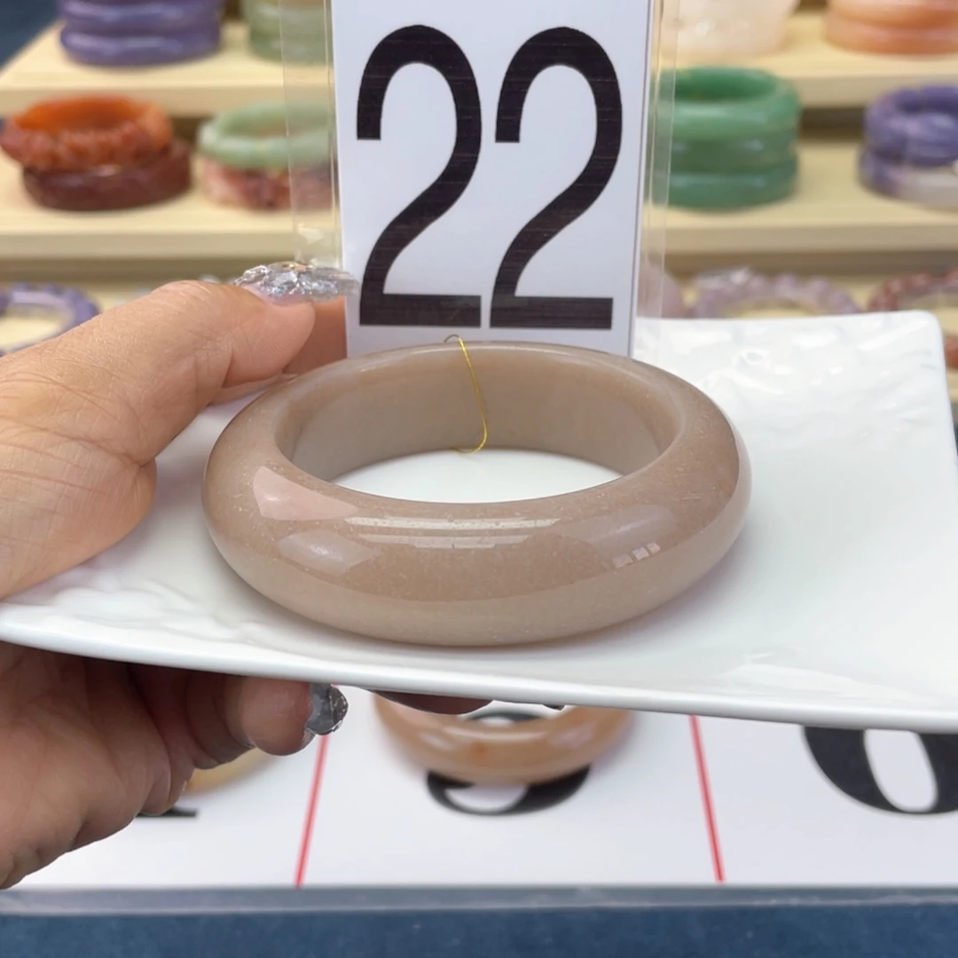 石英质玉未镶嵌手镯