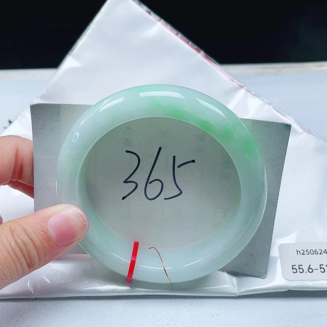 翡翠未镶嵌手镯55+正圈