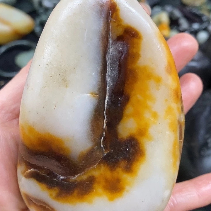 和田玉（糖玉）未镶嵌挂件