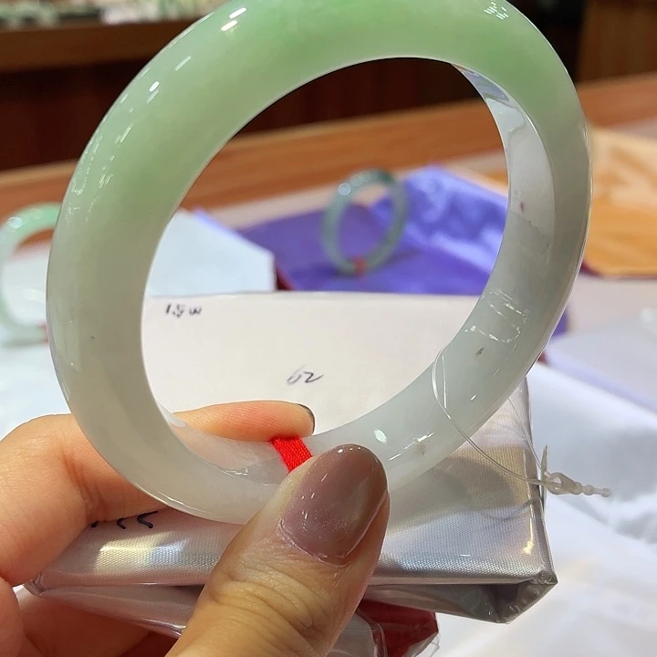 翡翠未镶嵌手镯62圈口（33#