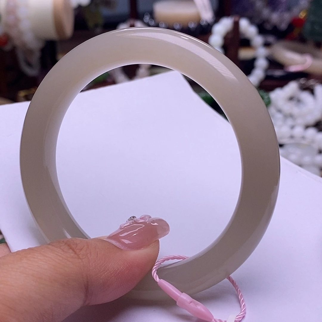 颈饰未镶嵌和田玉58.3收藏级熟藕粉老矿料脂膏级红粉手镯