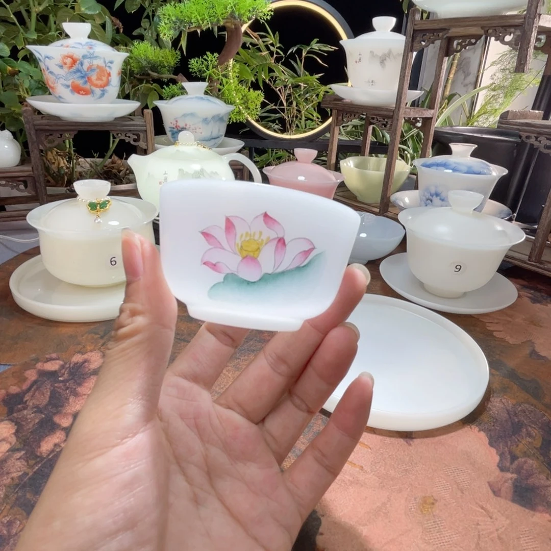 冰晶璞玉手绘荷韵浅口杯
