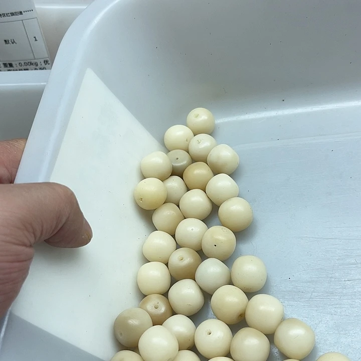 白玉菩提吊坠红*瑚瑕疵17-16白玉胖苹果150颗