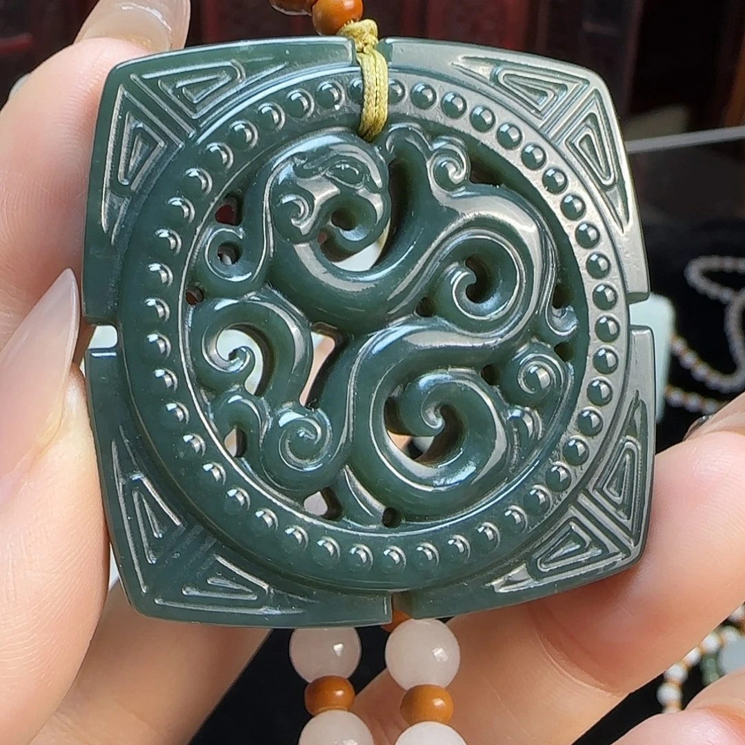 和田玉未镶嵌颈饰定制发货