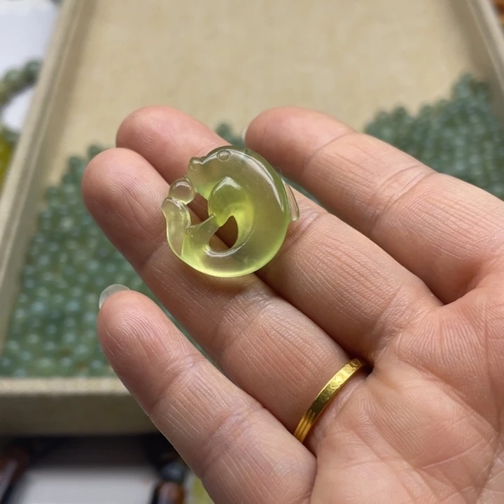 蛇纹石玉手串未镶嵌學*
