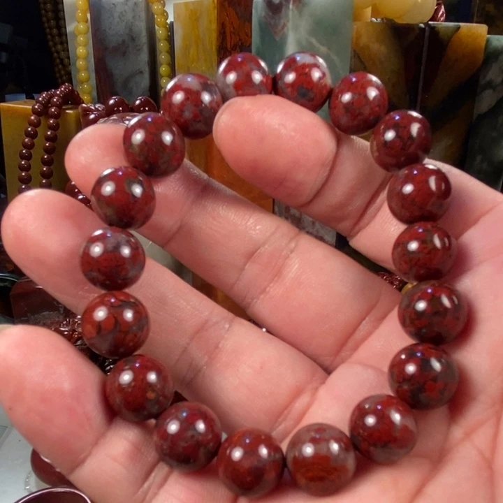 石英质玉串未镶嵌军**梦