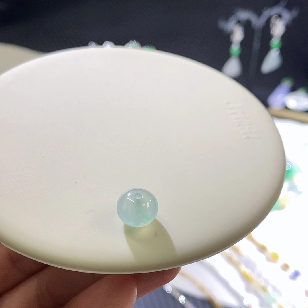 翡翠挂件未镶嵌鼓珠