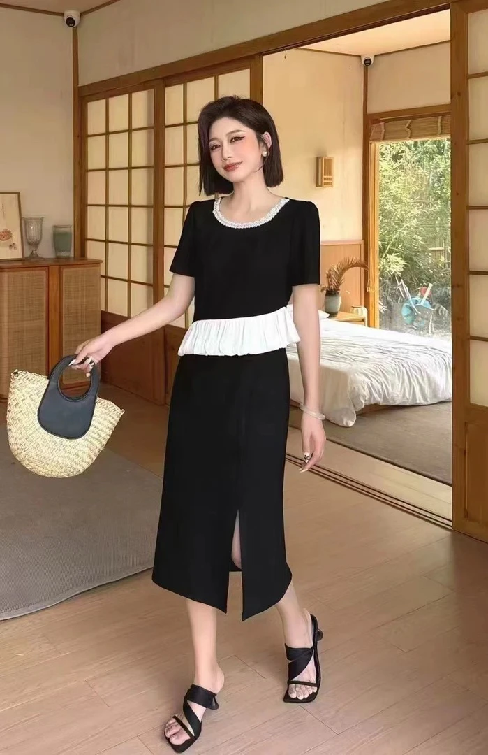 百搭连衣裙收腰显瘦夏季开叉黑色时尚气质