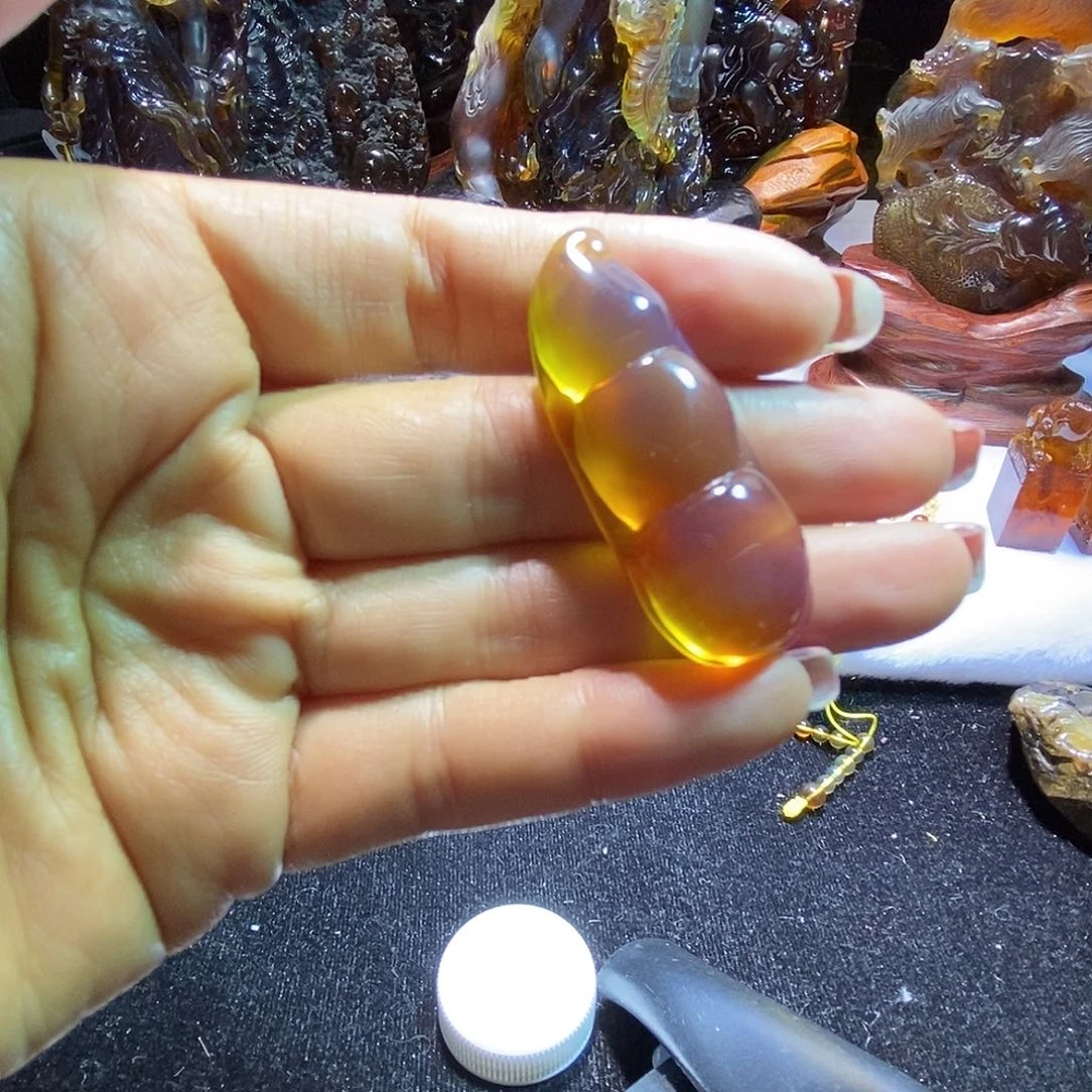 琥珀颈饰未镶嵌豆