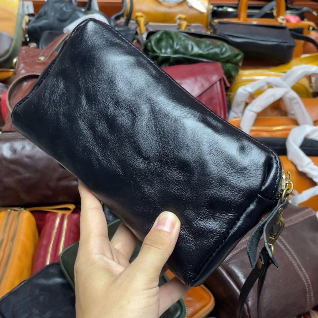 【闪购商品】牛皮斜挎包