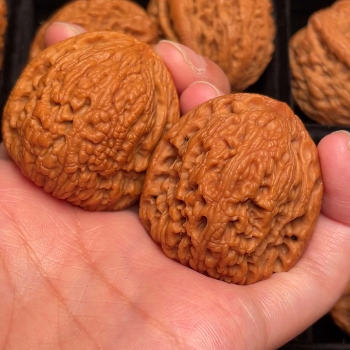 吊坠文玩核桃秦岭野生核桃文玩