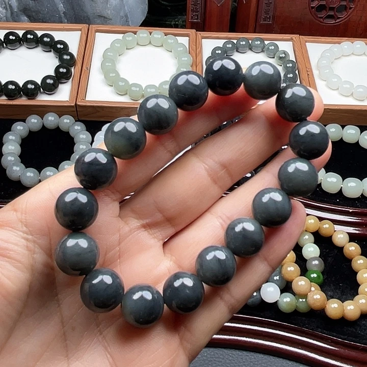 S***o和田玉未镶嵌手串